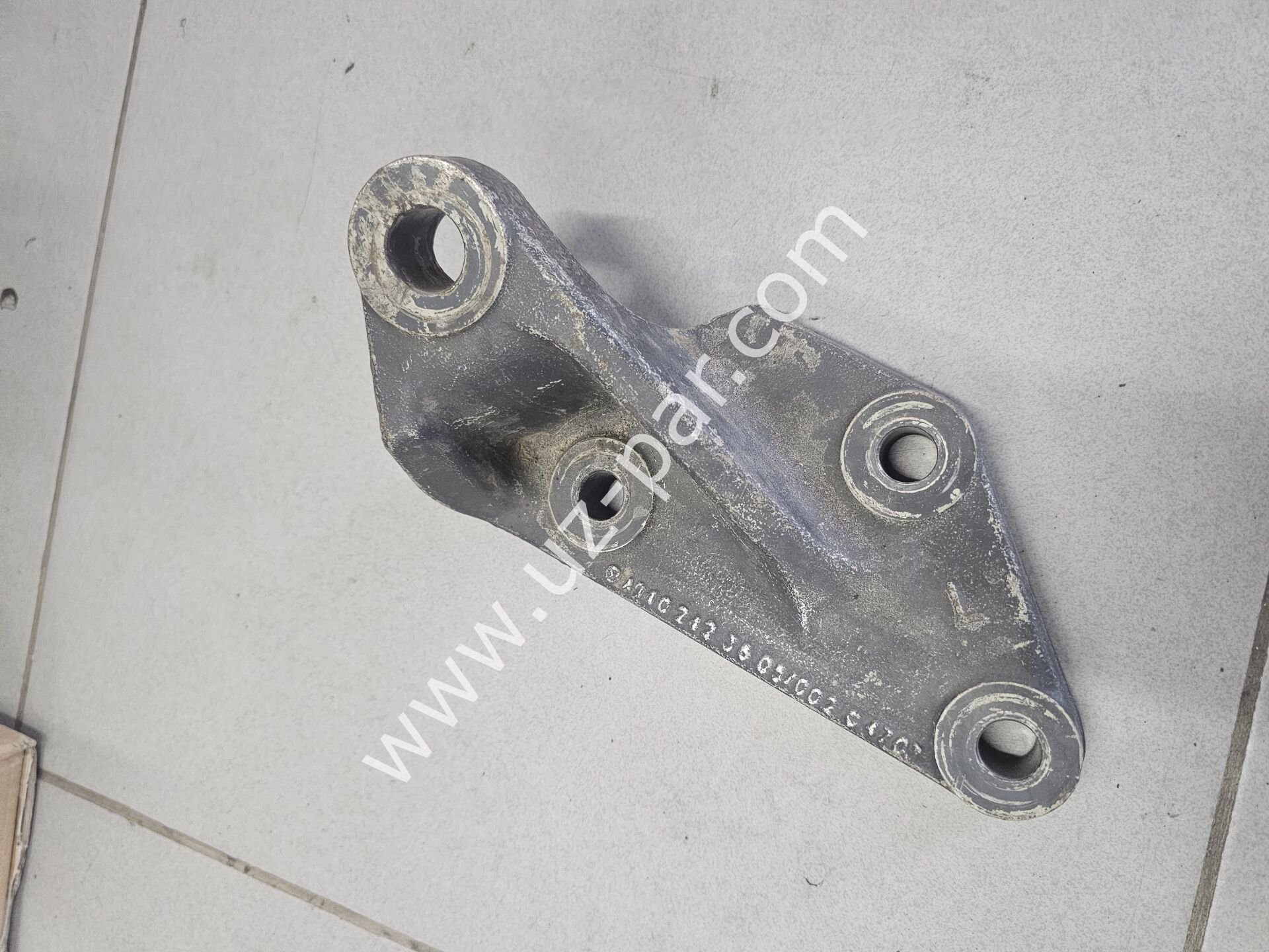 MERCEDES Şanzıman Kulağı G131 3229 Sol 9402423605