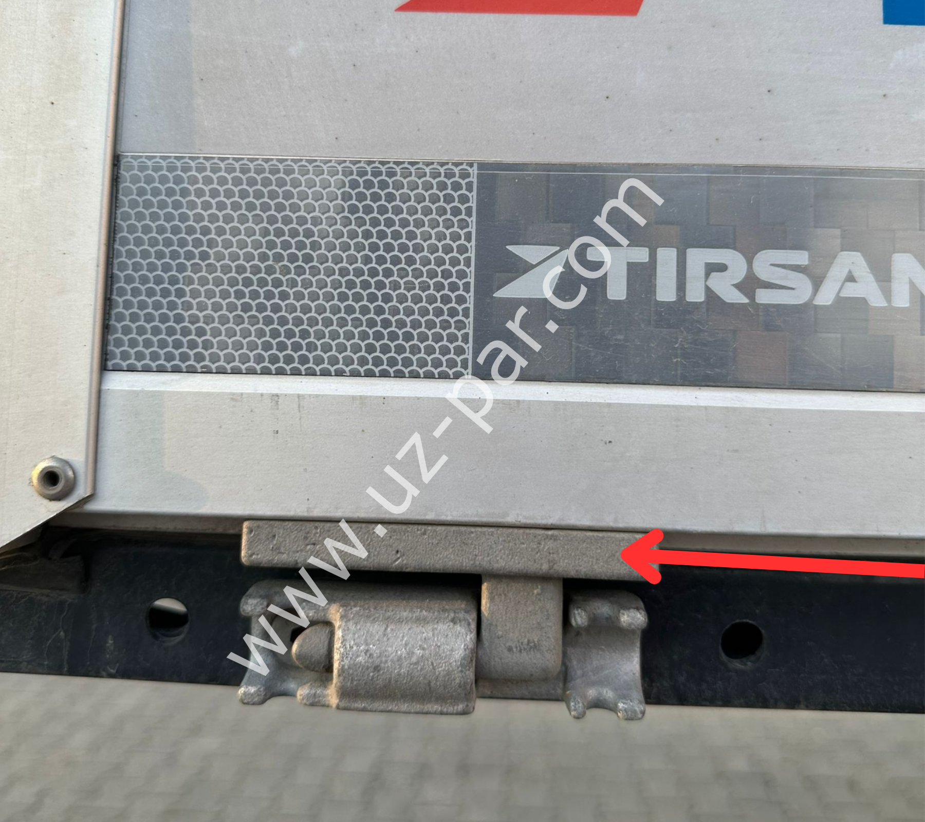Tırsan yan kapak menteşesi (lamalı) erkek menteşe  BK10163
