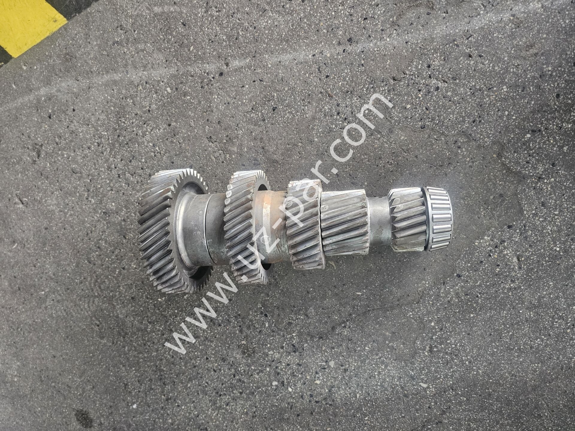 ZF TRAXON Grup Mili Yağ Pompası ,1358203223 ,1358303225 , 1358203203 , KC467111AA